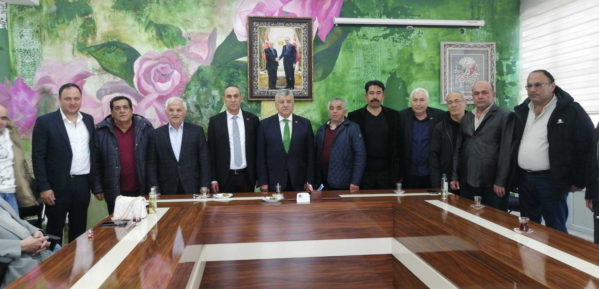 Belediyemizde Geleneksel Bayramlaşma Coşkusu: Belediye Başkanımız Hemşehrileriyle Buluştu