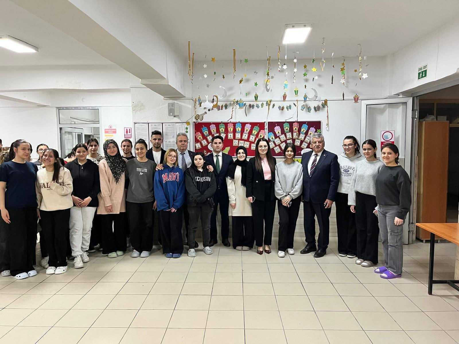 Başkanımız Hüseyin Baykal, Öğrencilerle Ramazan’ın Manevi Atmosferini Paylaştı